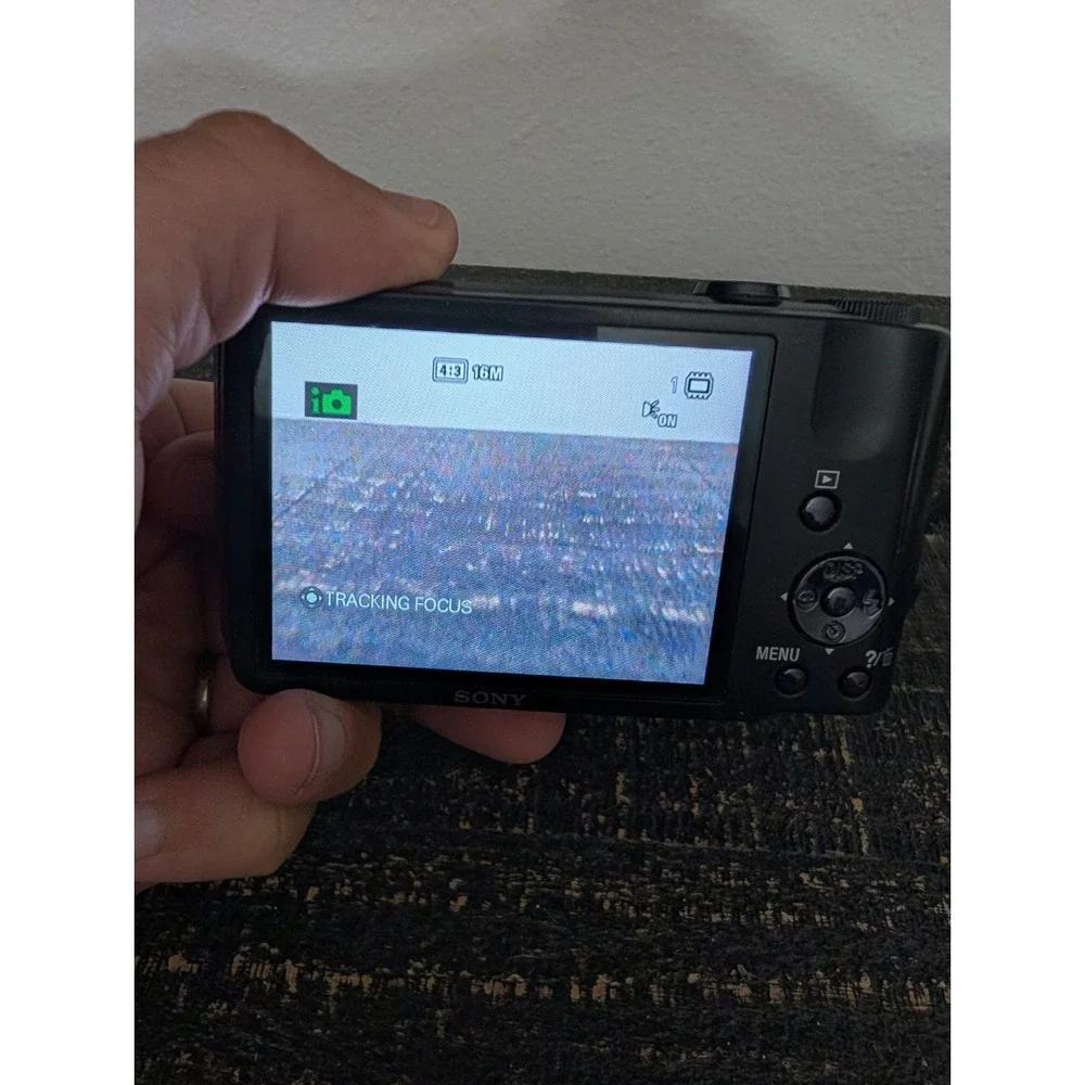 Sony Cyber-Shot DSC-H70 16.1MP 10x Digital‎ Camera - Flash ERROR + Damage